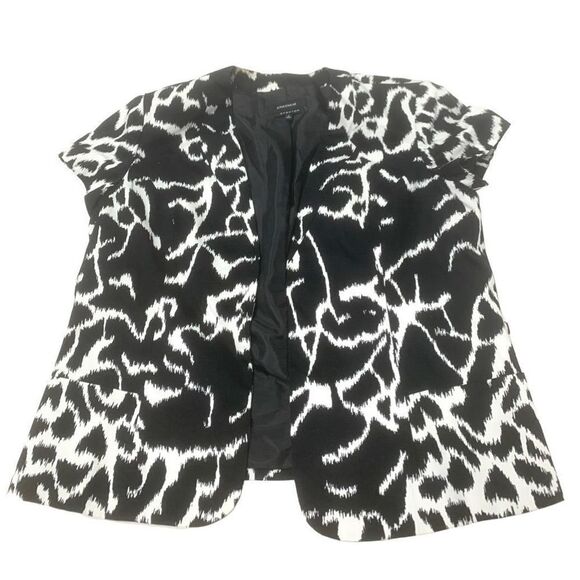 Short Sleeve Blazer - Picture 1 of 7